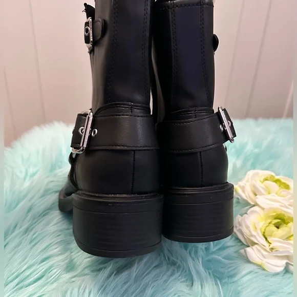 Women’s Black Ankle Biker Boots with Buckle Detail Sz 8.5 NEW! FIRM! - Picture 4 of 7